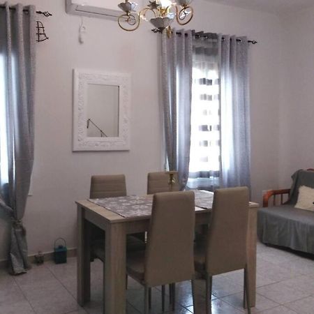 Vion Place Pilos Esterno foto