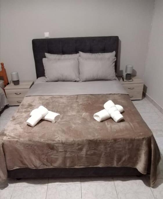 Vion Place Pilos Esterno foto